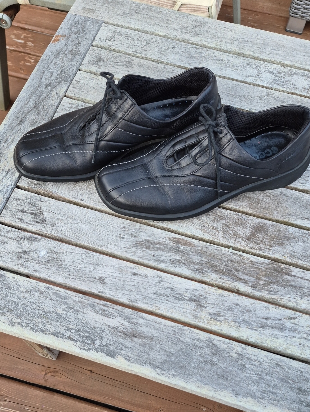 ECCO Black Full-Grain Leather Contrast Stitch Comfort Walking Oxfords ✨